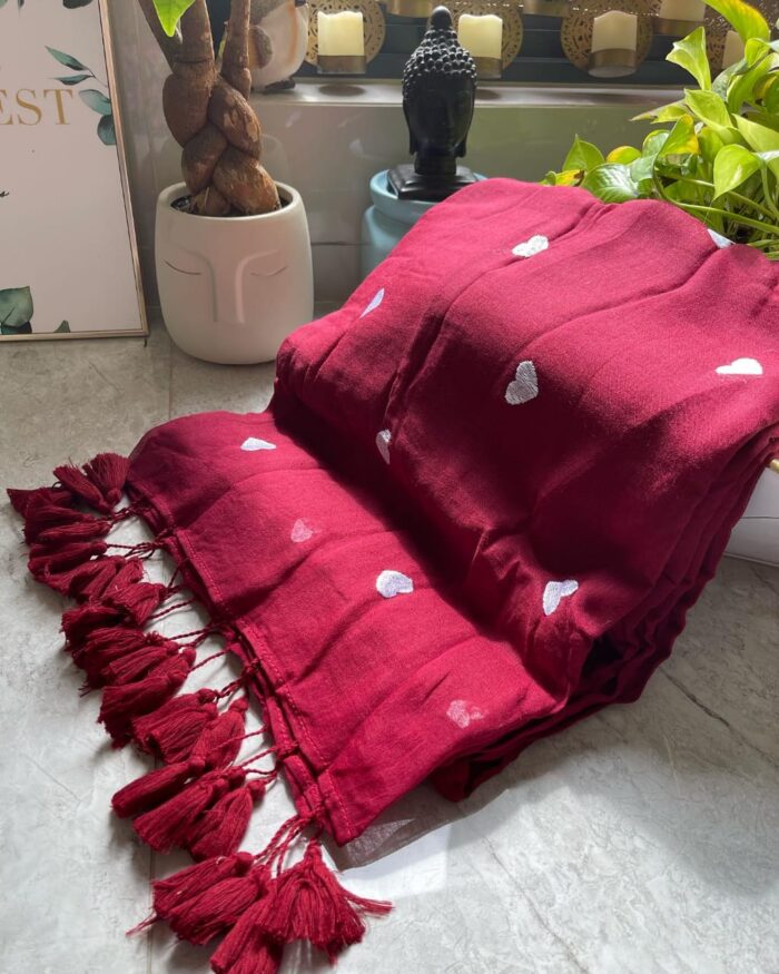 Mul cotton saree with heart embroidery