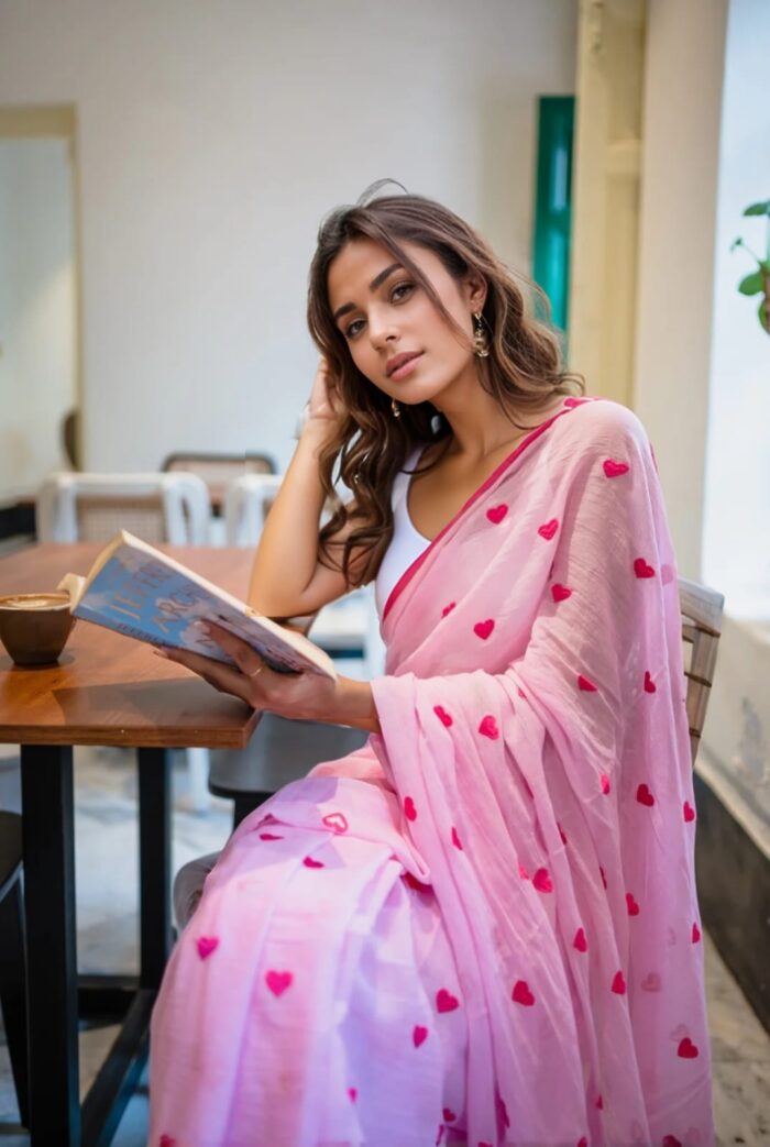 Mul cotton saree with heart embroidery