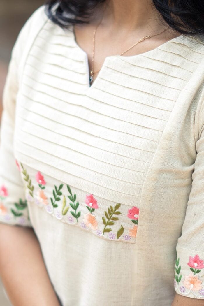 Mridula Pastel Embroidered Off-White Cotton Kurta Set - Image 2